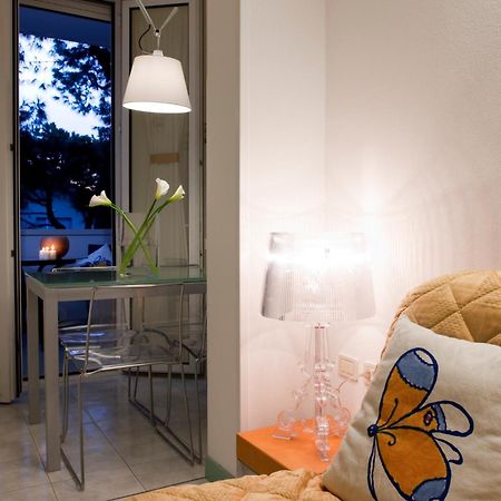 Hotel Eros Residence แชร์เวีย ภายนอก รูปภาพ